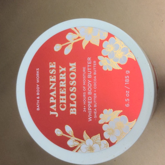 NEW Bath & Body Works Japanese Cherry Blossom Whipped Body Butter 6.5 oz - Picture 1 of 4